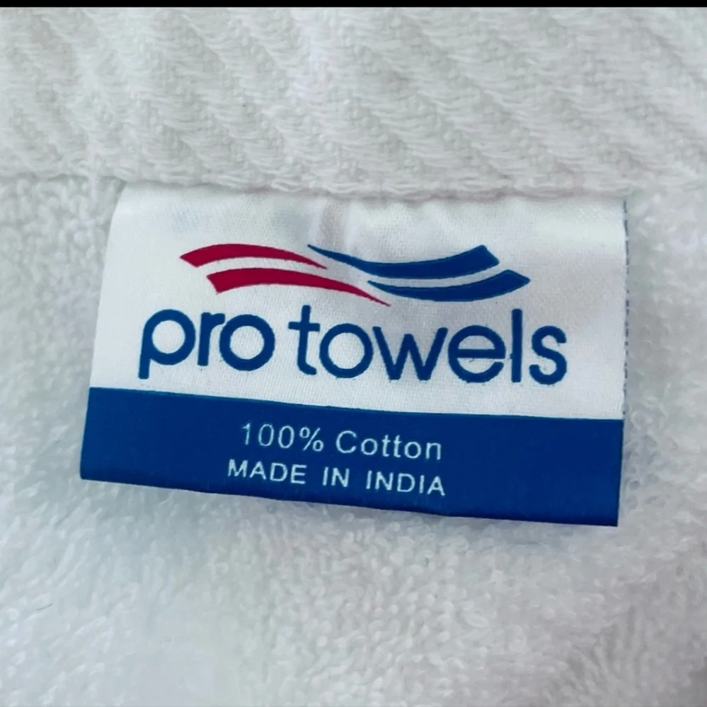 Carnival Cruise Line - Players Club Casino Logo - New- Beach Towel White & Green